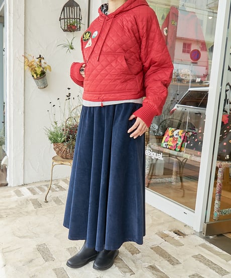 Desigual デシグアル パッチ パデッドフーディ　22WWSK013001