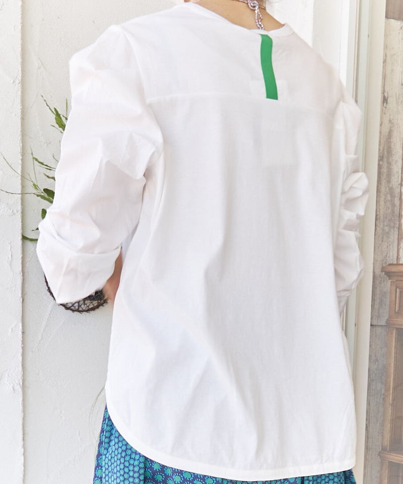 【新品】CRESCENT　クレッシェント　カットソー　プルオーバー　刺繍　白 CRESCENT クレッシェント カットソー プルオーバー 刺繍 白