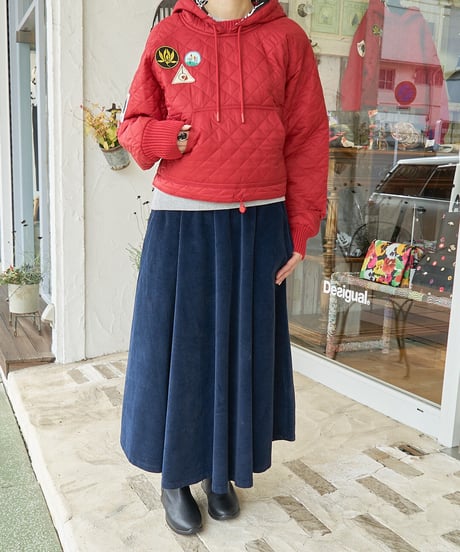 Desigual デシグアル パッチ パデッドフーディ　22WWSK013001