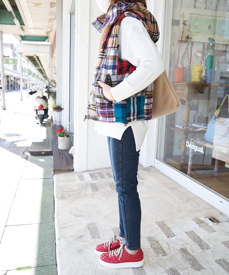 Desigual デシグアル パッチワーク パデッドジレ ベスト　22WWEW22-2000-M