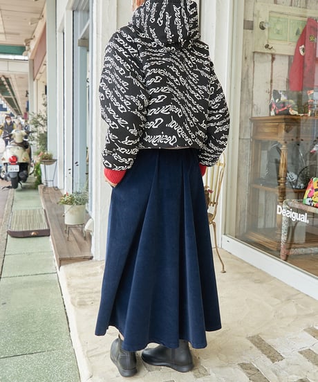 Desigual デシグアル パッチ パデッドフーディ　22WWSK013001
