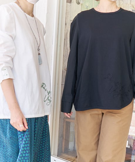 クレッシェント　刺繍プルオーバー  12250628