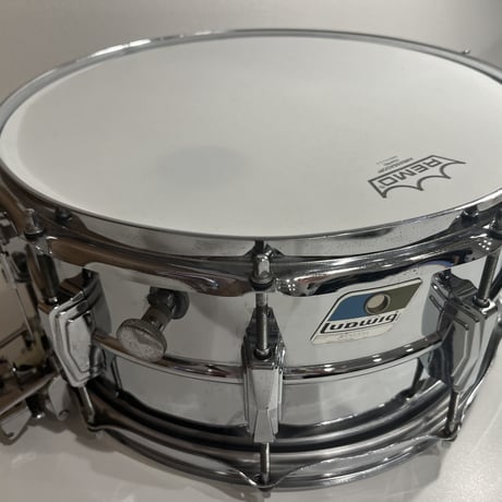 Ludwig vistalite 4点セット クリアー 80年代B/Oバッジ