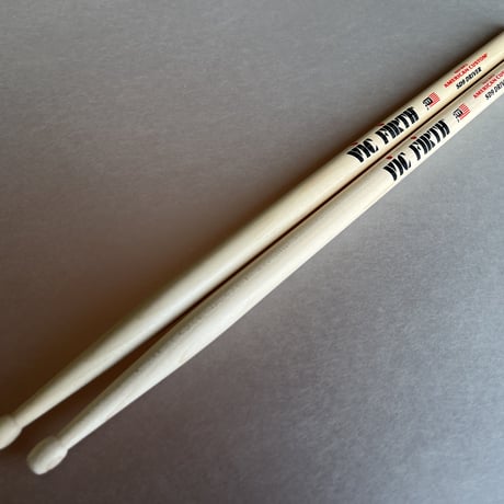 スティック　VIC FIRTH　 VIC-SD9 "DRIVER"