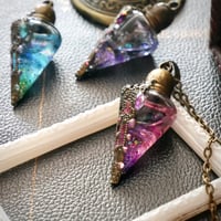 3色＊心を奪う3種の薬　ロングネックレス（スエード紐/チェーン）