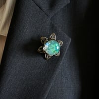 3色＊妖精のためのファータの華　ピンバッジ(メンズブローチ)