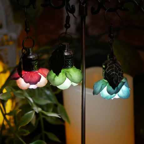 3色＊妖精の森の花灯り　LEDライト　片耳ピアス