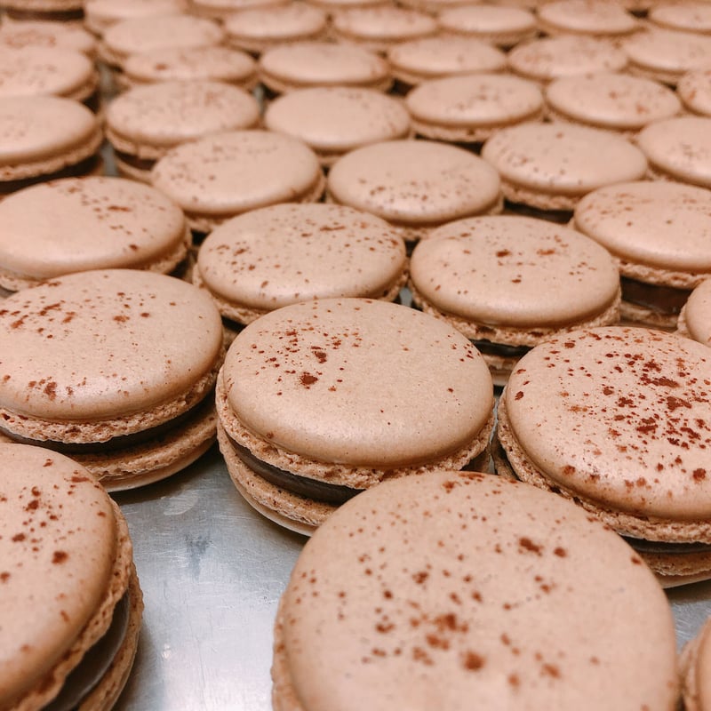 日本人のためのマカロン」 macaron 10個入り詰め合せ | PATISSERIE