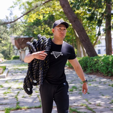 INVERTED TRIANGLE LOGO FIT TEE BLACK