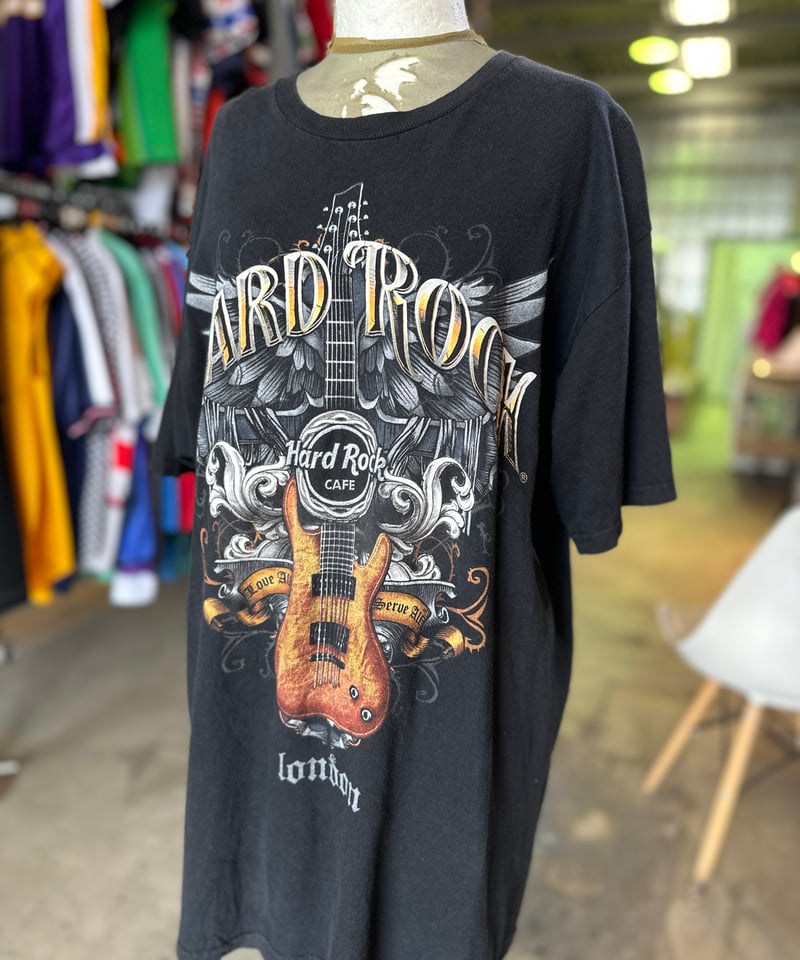 B’z SCENES ハードロックカフェ Tシャツ　新品未使用 B'z SCENES ハードロックカフェ Tシャツ 新品未使用 2025年最新