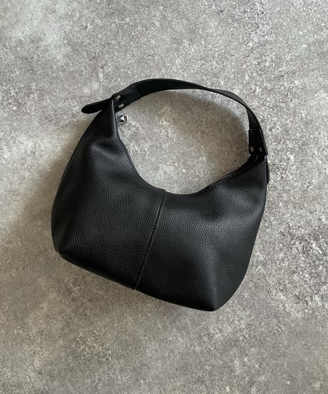 one handle shoulder bag