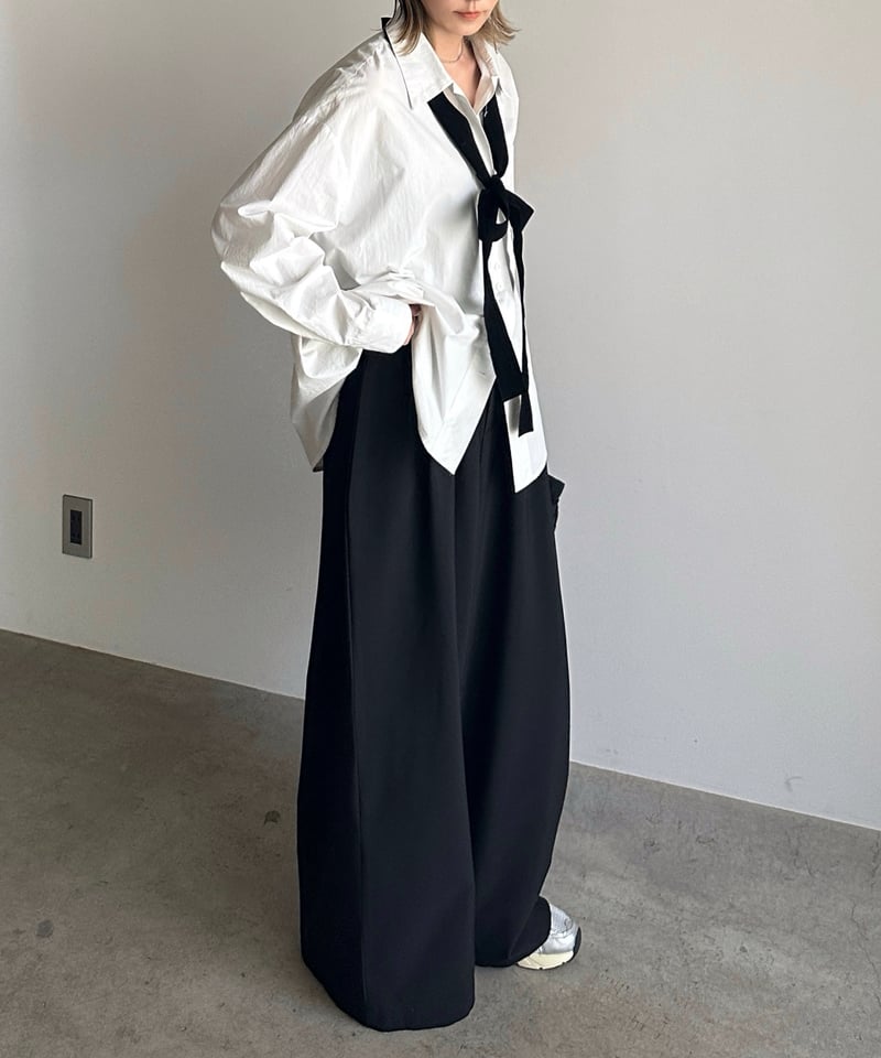 tuck wide slacks | ARULLE