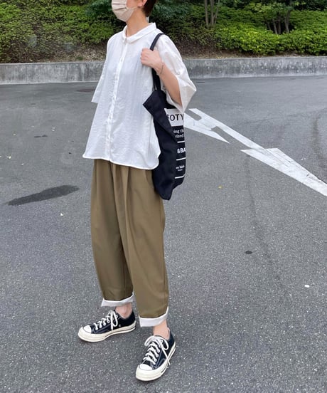 tapered ankle pants
