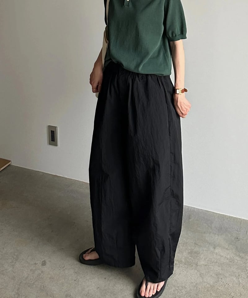 loose tapered wide pants | ARULLE