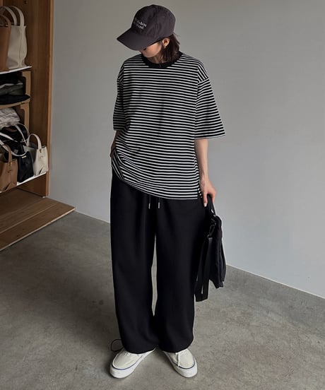 back tag border t-shirt