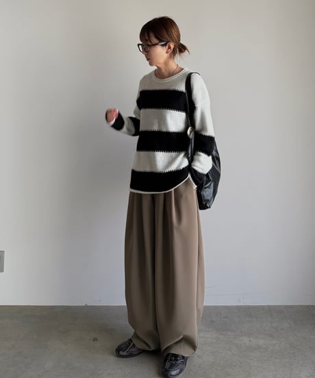 wide pitch border knit