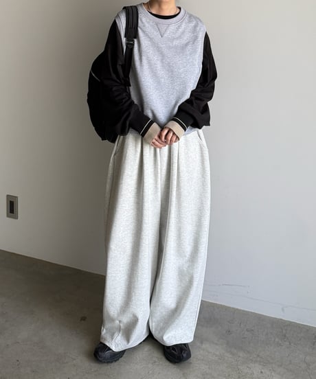 crew neck sweat vest