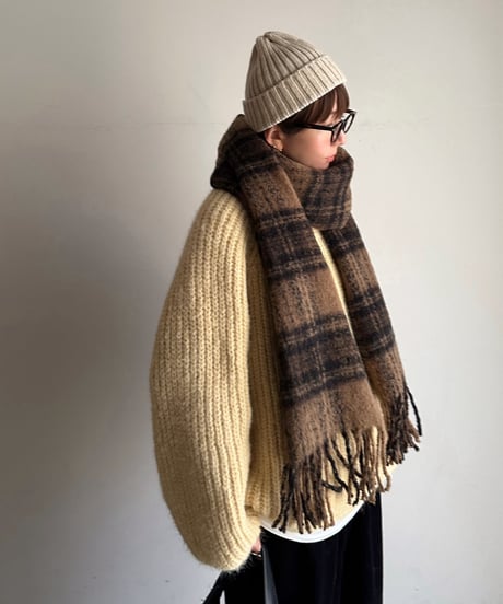 loose raglan knit