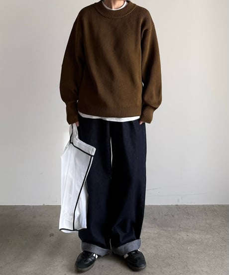 diver crew neck knit
