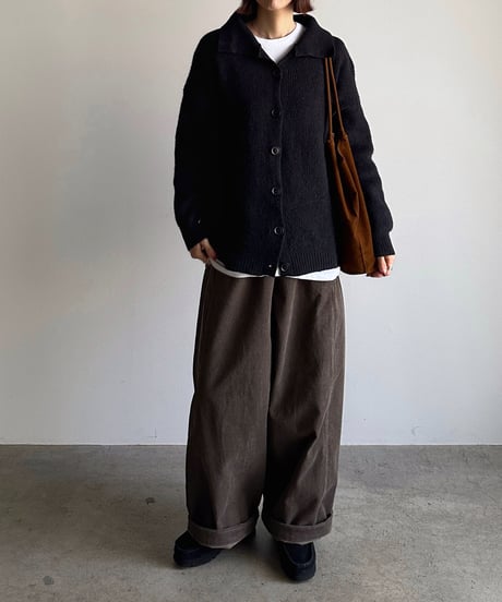 oval relax corduroy pants