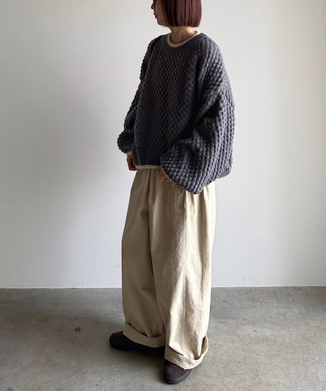 oval relax corduroy pants