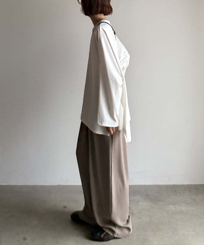 tuck curve pants | ARULLE