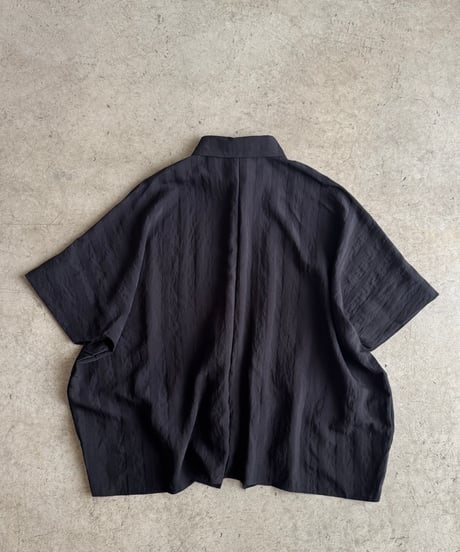point gather stripe shirt