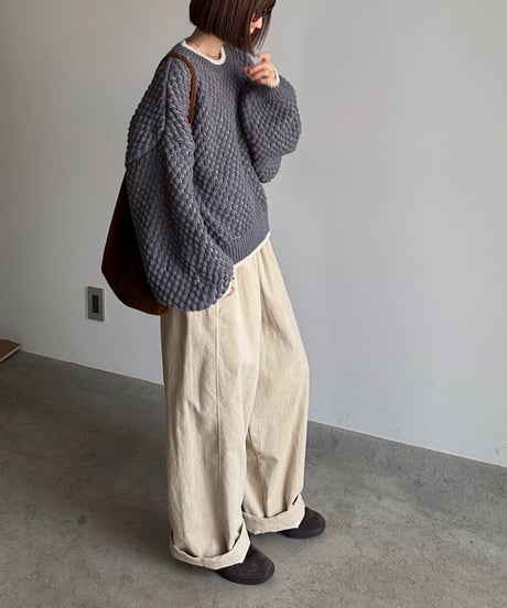 oval relax corduroy pants