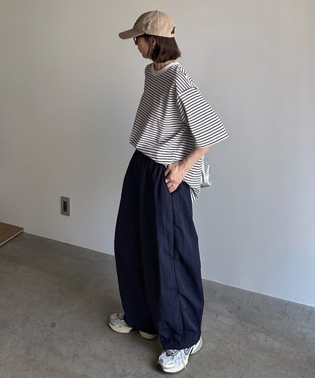 back tag border t-shirt
