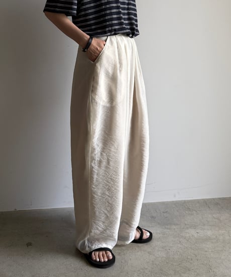 sheer lyocell tuck pants〈new color〉