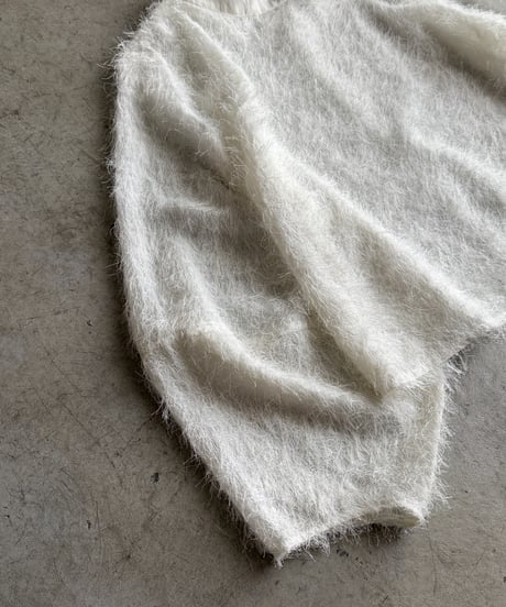 feather top pullover