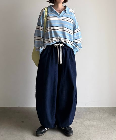 loose oval denim