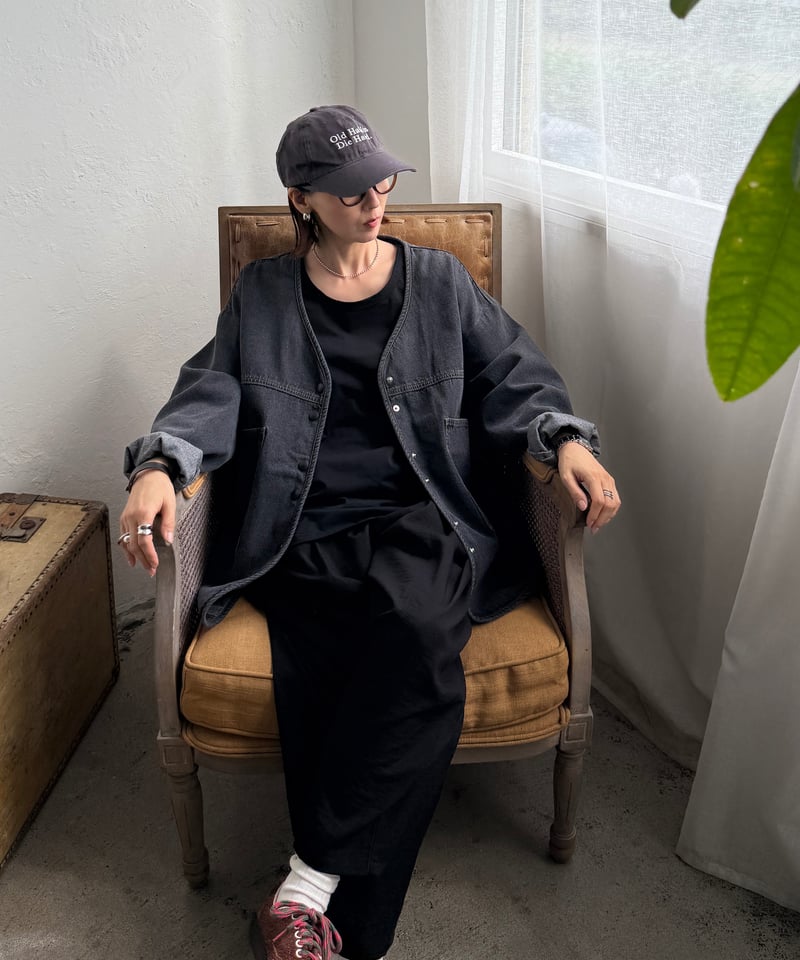 v-collar denim jacket | ARULLE