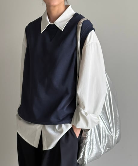 crew neck sweat vest