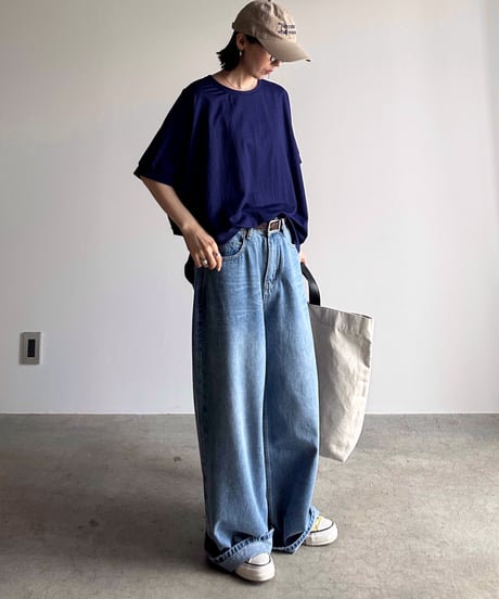loose wide denim