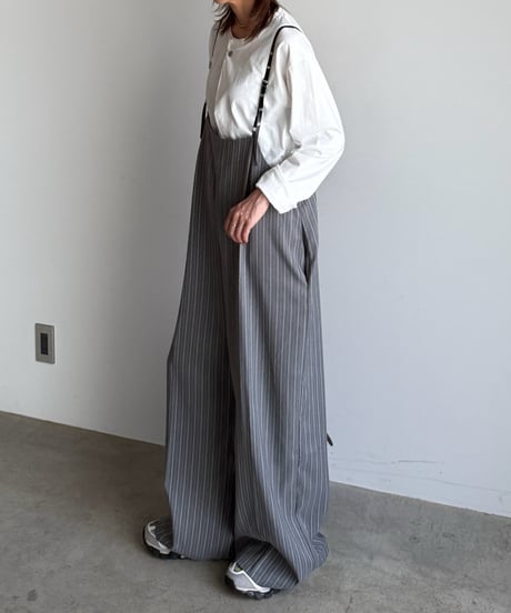 neck button long t-shirt