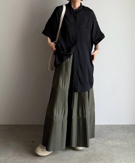 tuck pleats flare skirt