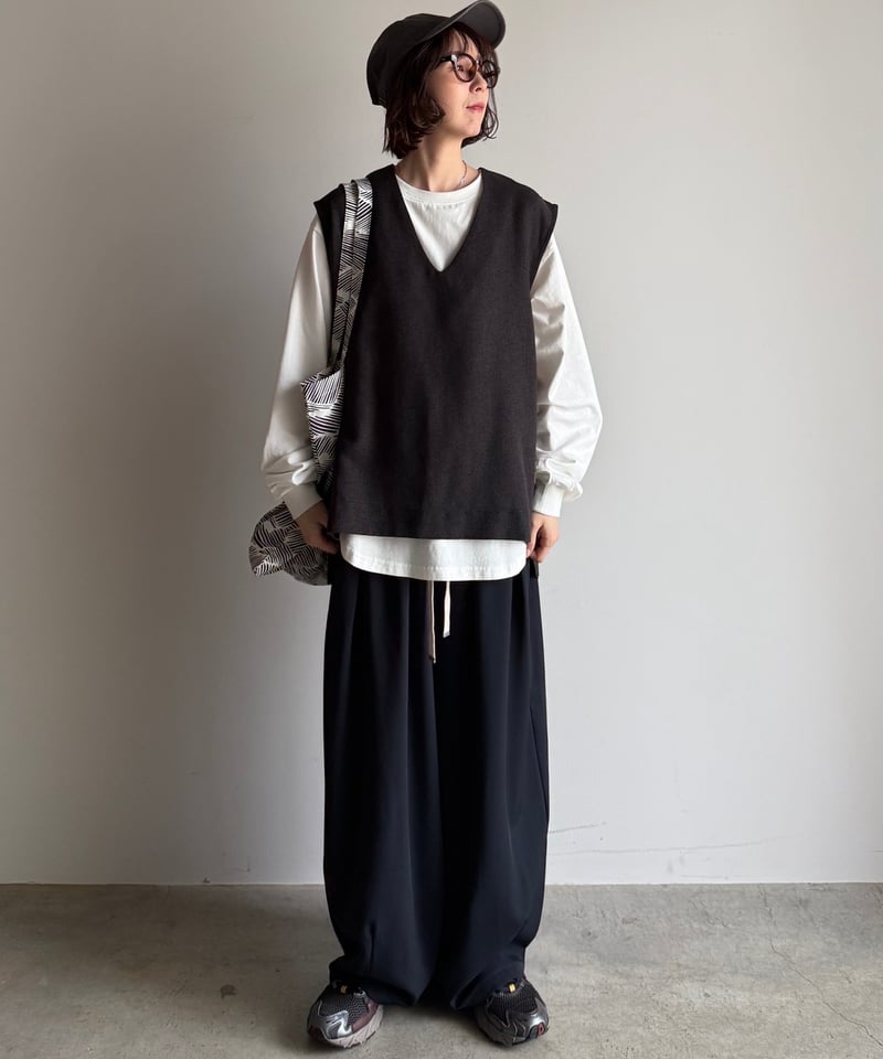 【lawgy】linen layered vest レイヤードベスト lawgy - lawgy linen layered vest ロングベストの通販 by プロフ必読