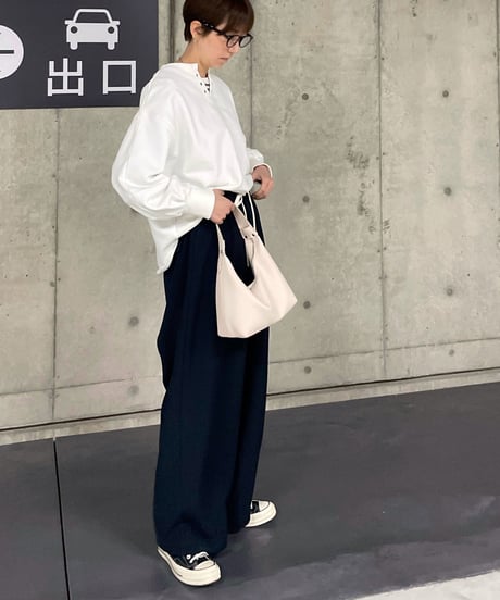 one handle shoulder bag