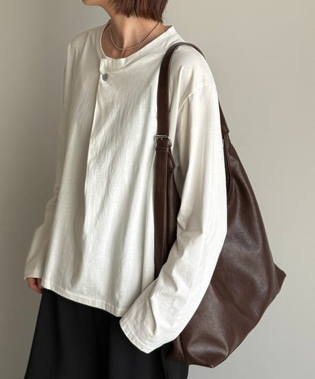 neck button long t-shirt
