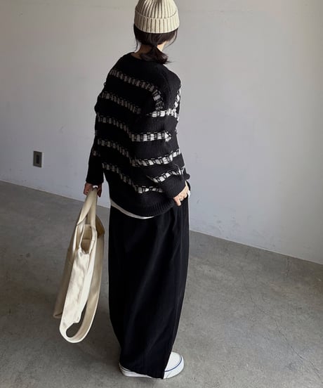 loose tapered pants