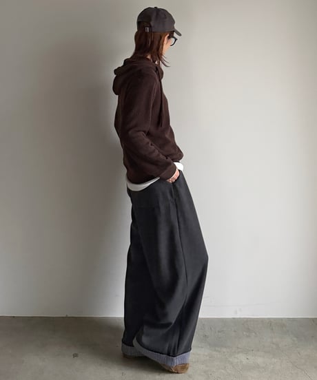 fold stripe pants