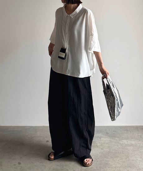 simple flat sandal