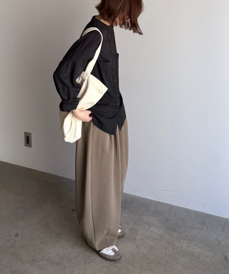 stand collar boyish shirt〈plain〉