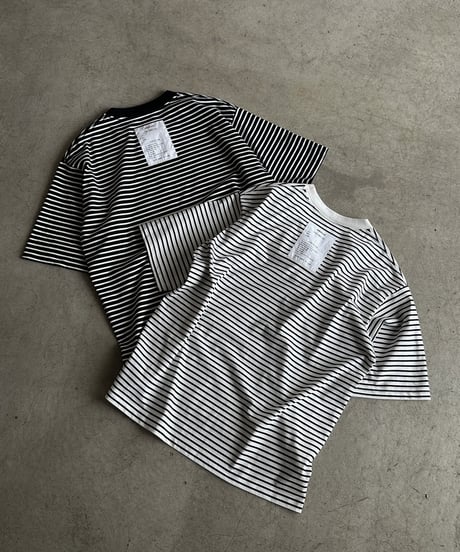 back tag border t-shirt