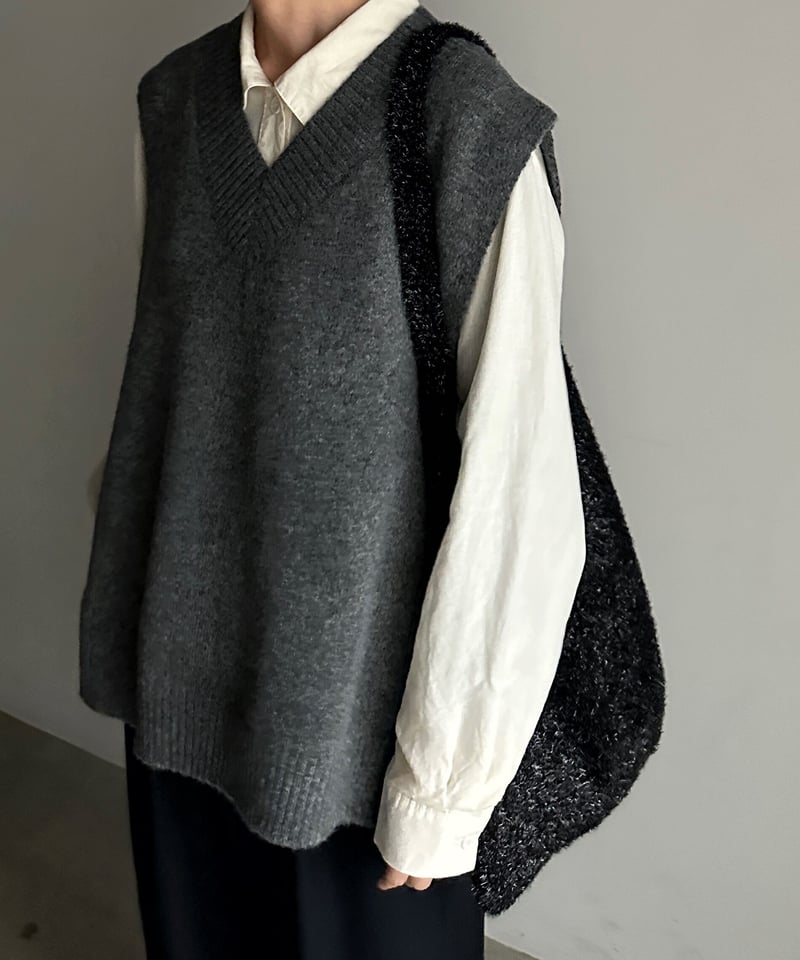 V neck knit vest | ARULLE