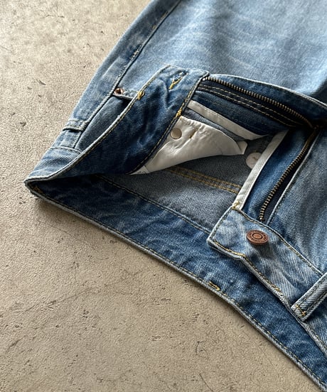 loose wide denim