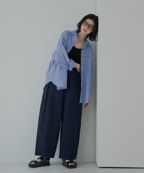 loose tapered wide pants