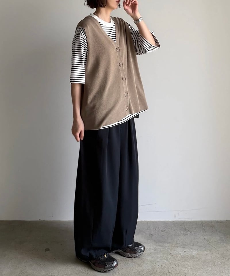 back tag border t-shirt | ARULLE