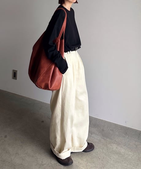 three tuck cotton slacks